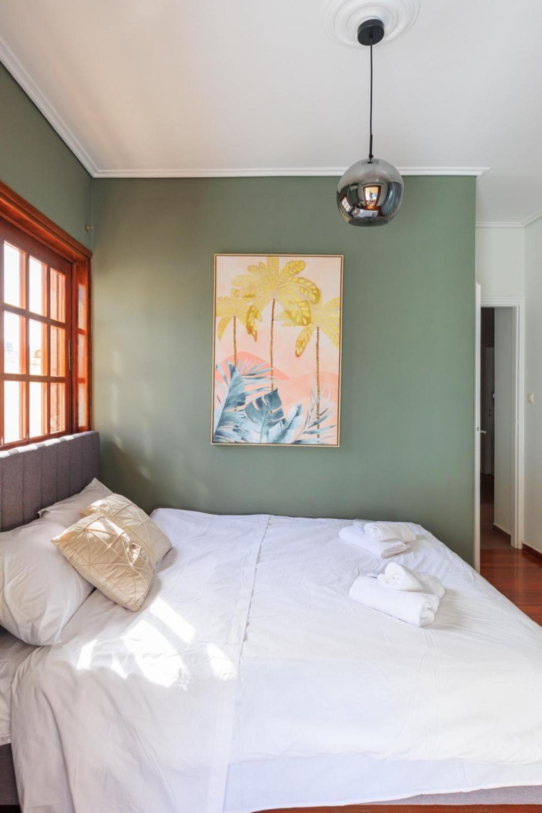 Aiolos Grand Super Lux Suite Kalamaki Alimos Near The Sea Athens Exterior photo